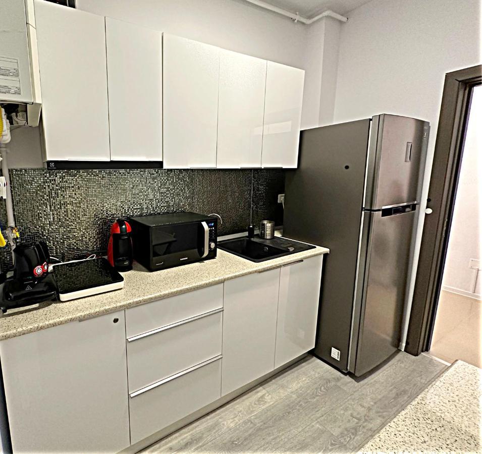 Hezo Sunshine Studio And Apartment Navodari Exterior photo