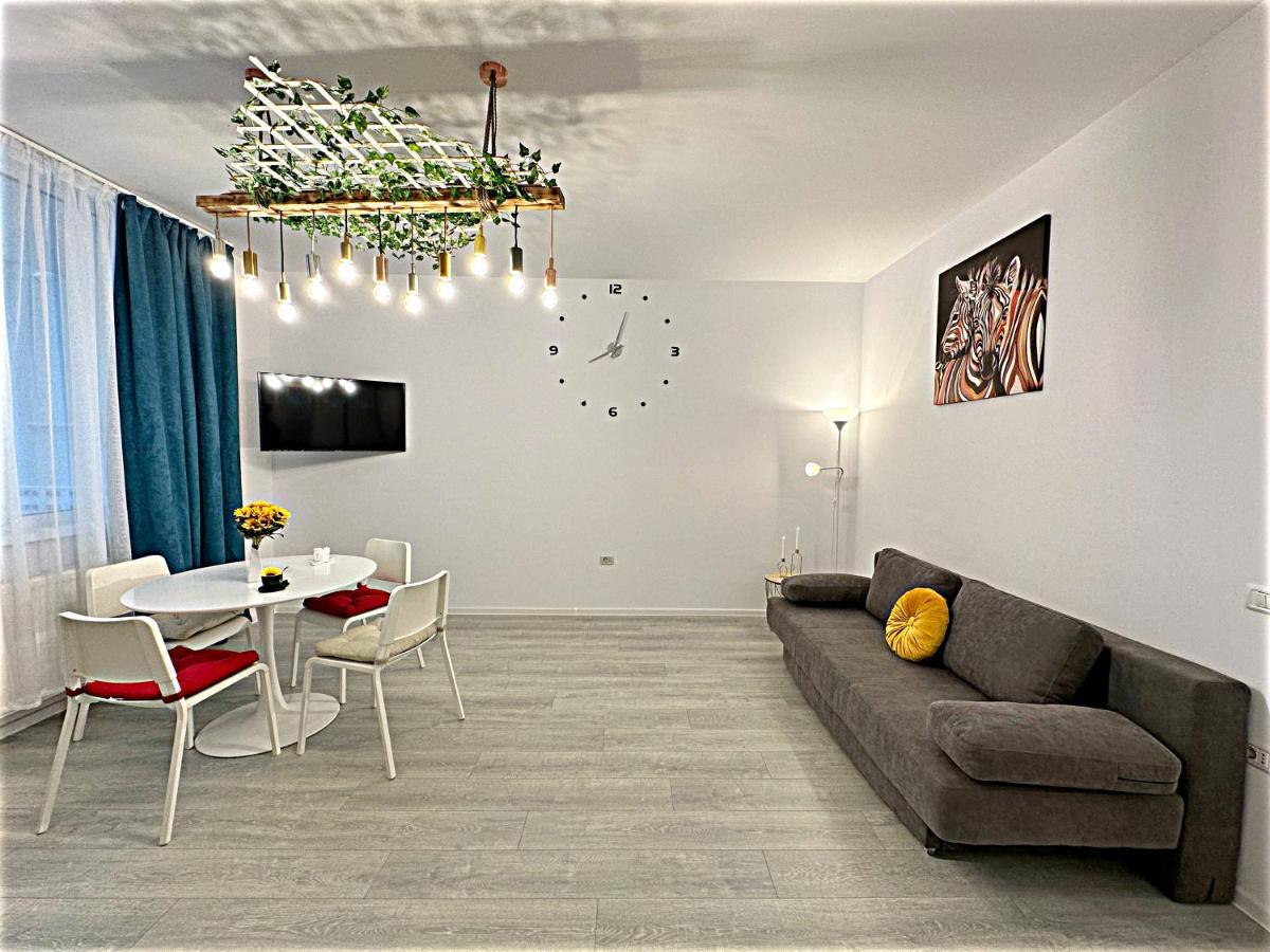 Hezo Sunshine Studio And Apartment Navodari Exterior photo