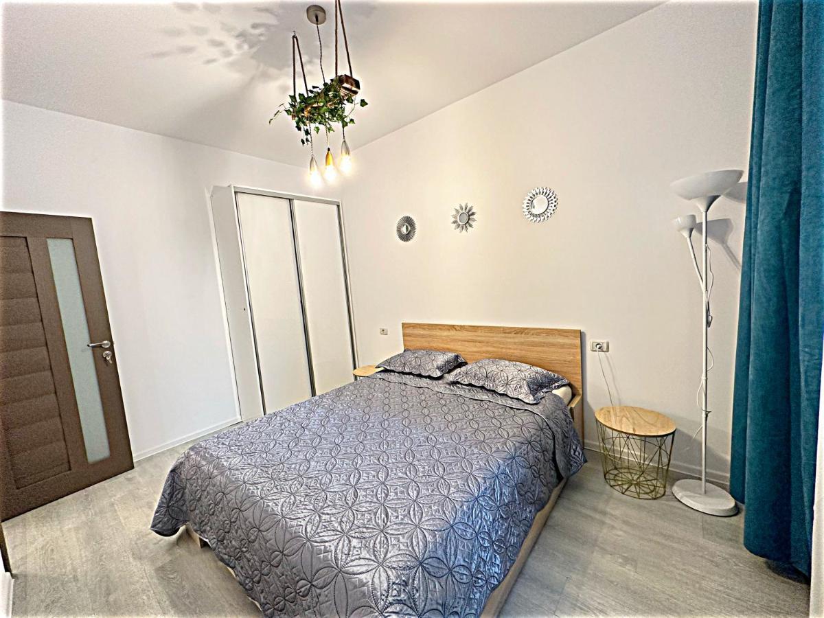 Hezo Sunshine Studio And Apartment Navodari Exterior photo