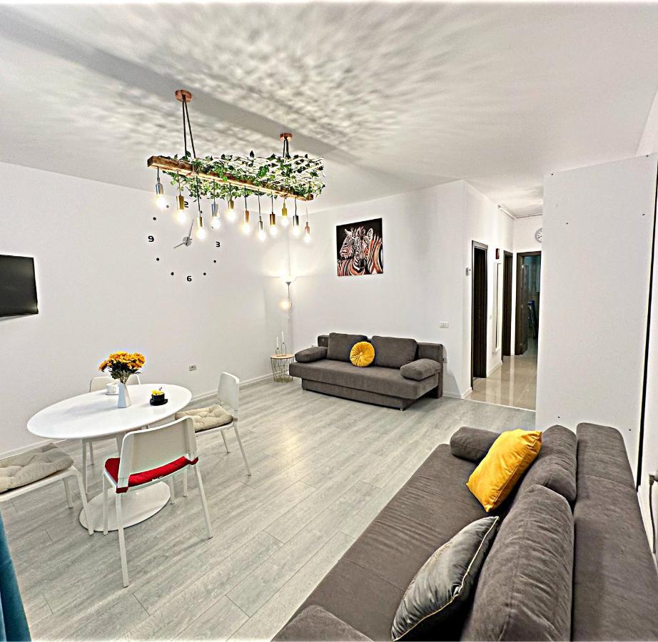 Hezo Sunshine Studio And Apartment Navodari Exterior photo